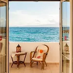 On The - Akroyali Family Appartement
