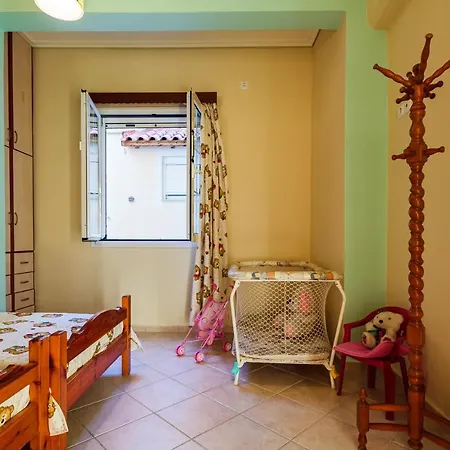 Διαμέρισμα On The - Akroyali Family *