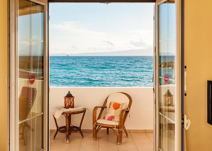 On The - Akroyali Family Apartman